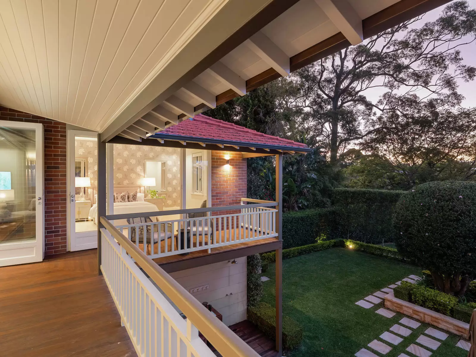 10 Powell Street, Killara Sold by Sydney Sotheby's International Realty - image 14