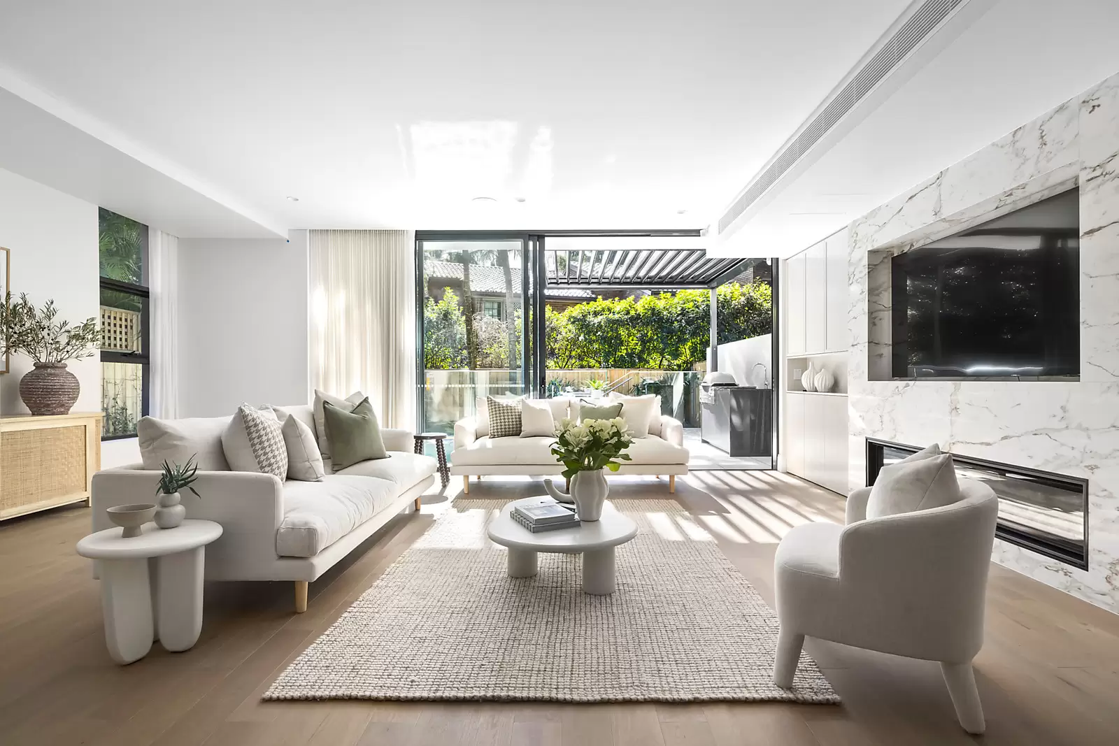 2A Clarence Place, Double Bay Sold by Sydney Sotheby's International Realty - image 4
