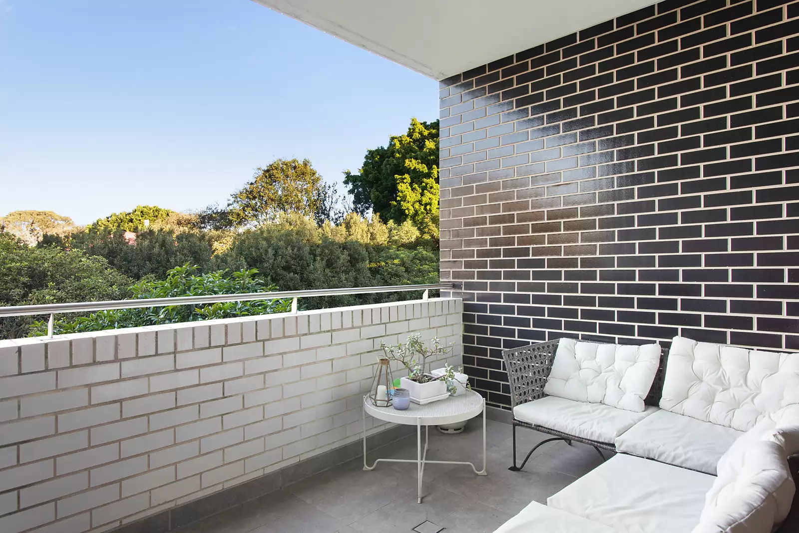 301/18-28 Neild Avenue, Darlinghurst Sold by Sydney Sotheby's International Realty - image 3