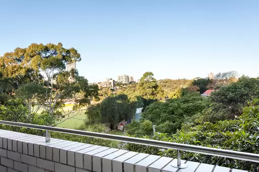301/18-28 Neild Avenue, Darlinghurst Sold by Sydney Sotheby's International Realty