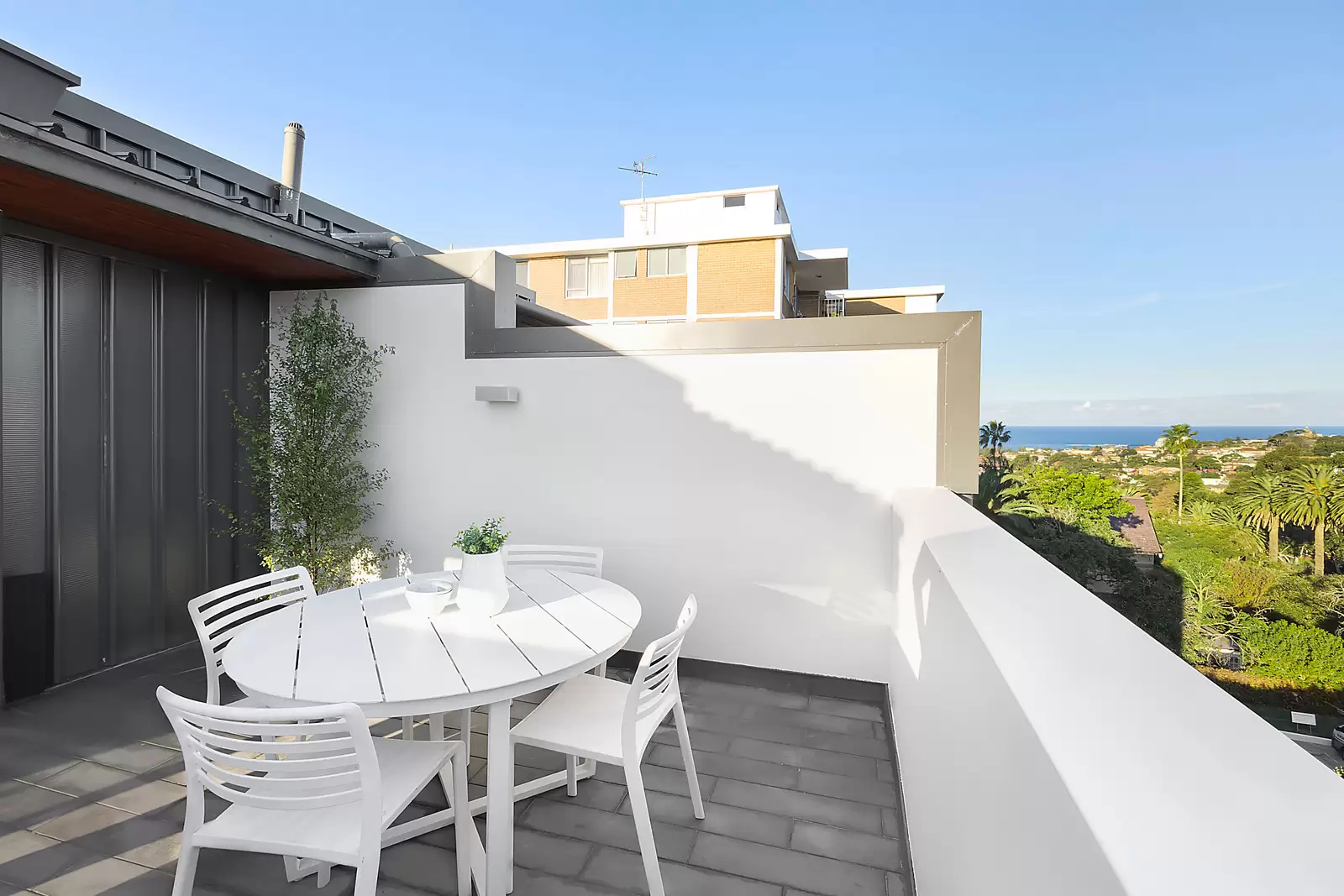 16/173 Avoca Street, Randwick Sold by Sydney Sotheby's International Realty - image 2