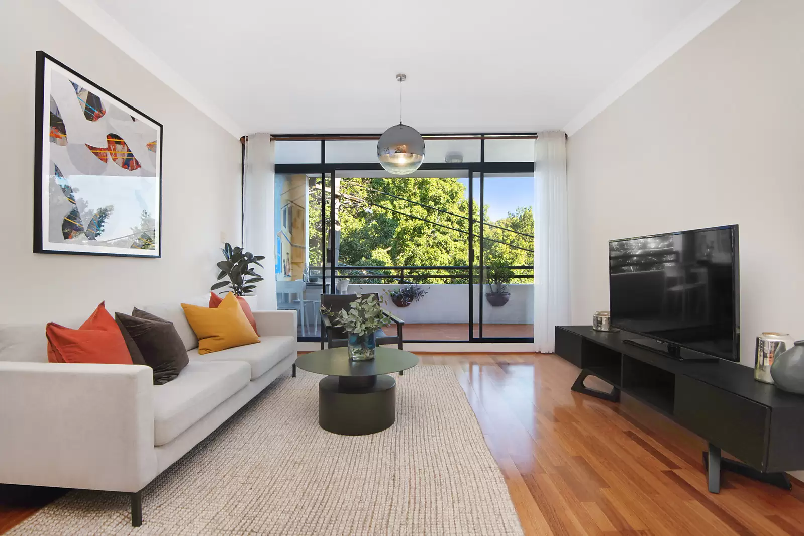 21/6-8 Northwood Street, Camperdown Sold by Sydney Sotheby's International Realty - image 3