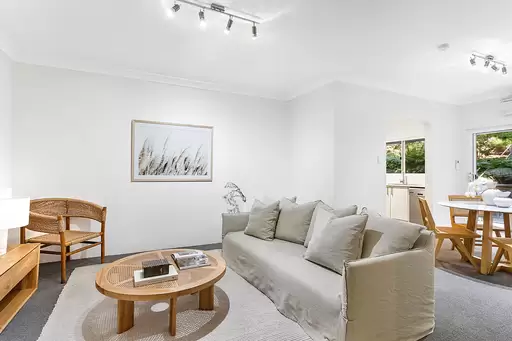 13/2-14 Pacific Street, Bronte Sold by Sydney Sotheby's International Realty