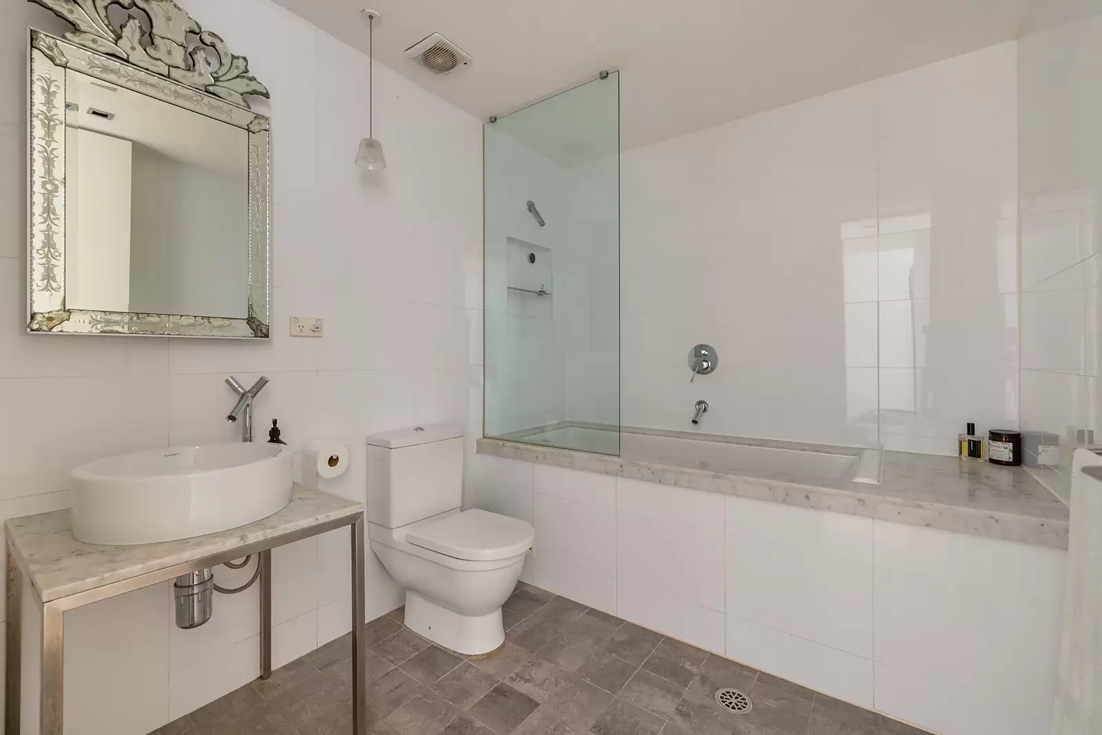 308/148 Goulburn Street, Surry Hills Sold by Sydney Sotheby's International Realty - image 8