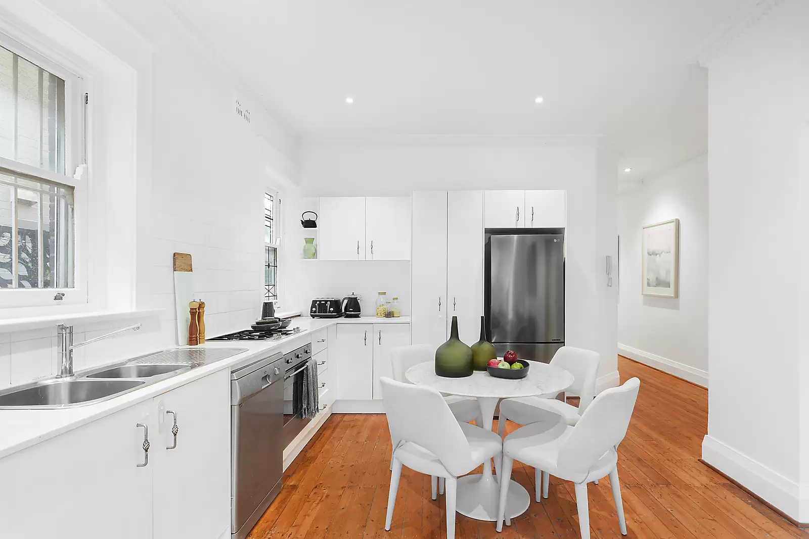 2/27 Moira Crescent, Coogee Sold by Sydney Sotheby's International Realty - image 4