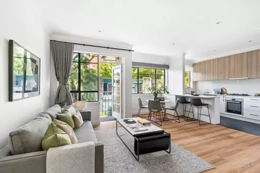 8/2 Holt Street, Double Bay Leased by Sydney Sotheby's International Realty