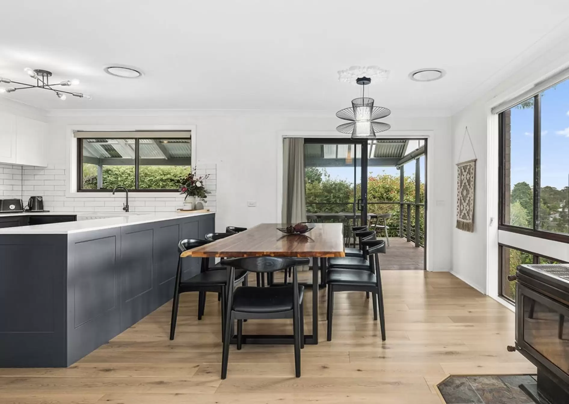 2-4 Daphne Street, Bowral Sold by Sydney Sotheby's International Realty - image 4