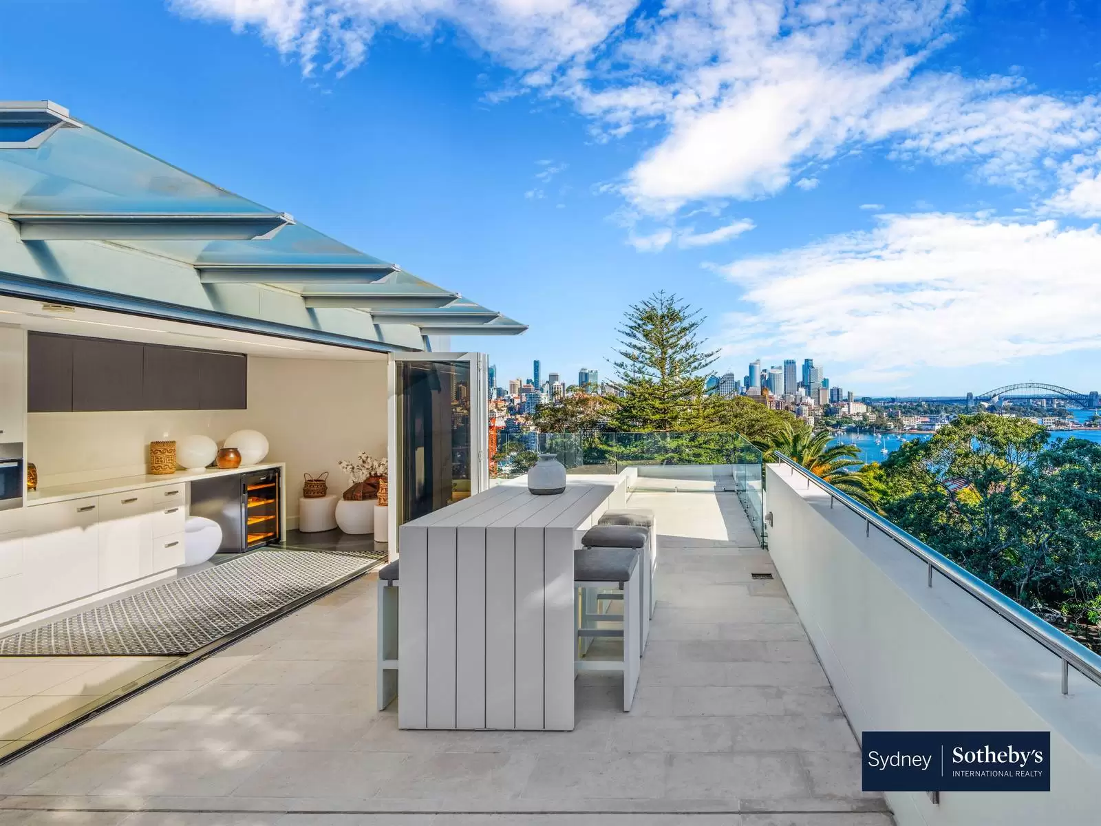 3/101a Darling Point Road, Darling Point Leased by Sydney Sotheby's International Realty - image 1