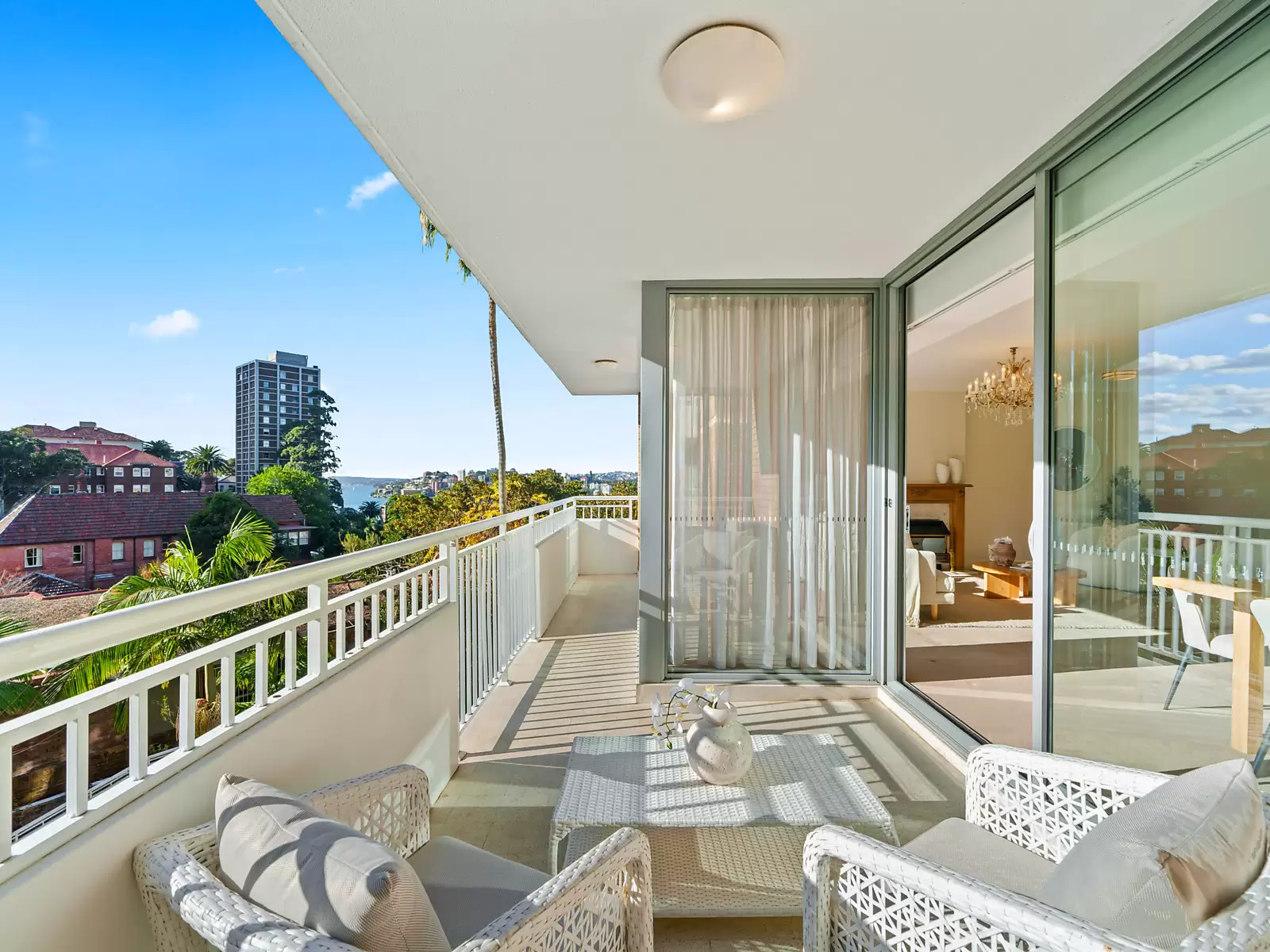 8/4 Greenoaks Avenue, Darling Point Sold by Sydney Sotheby's International Realty - image 3