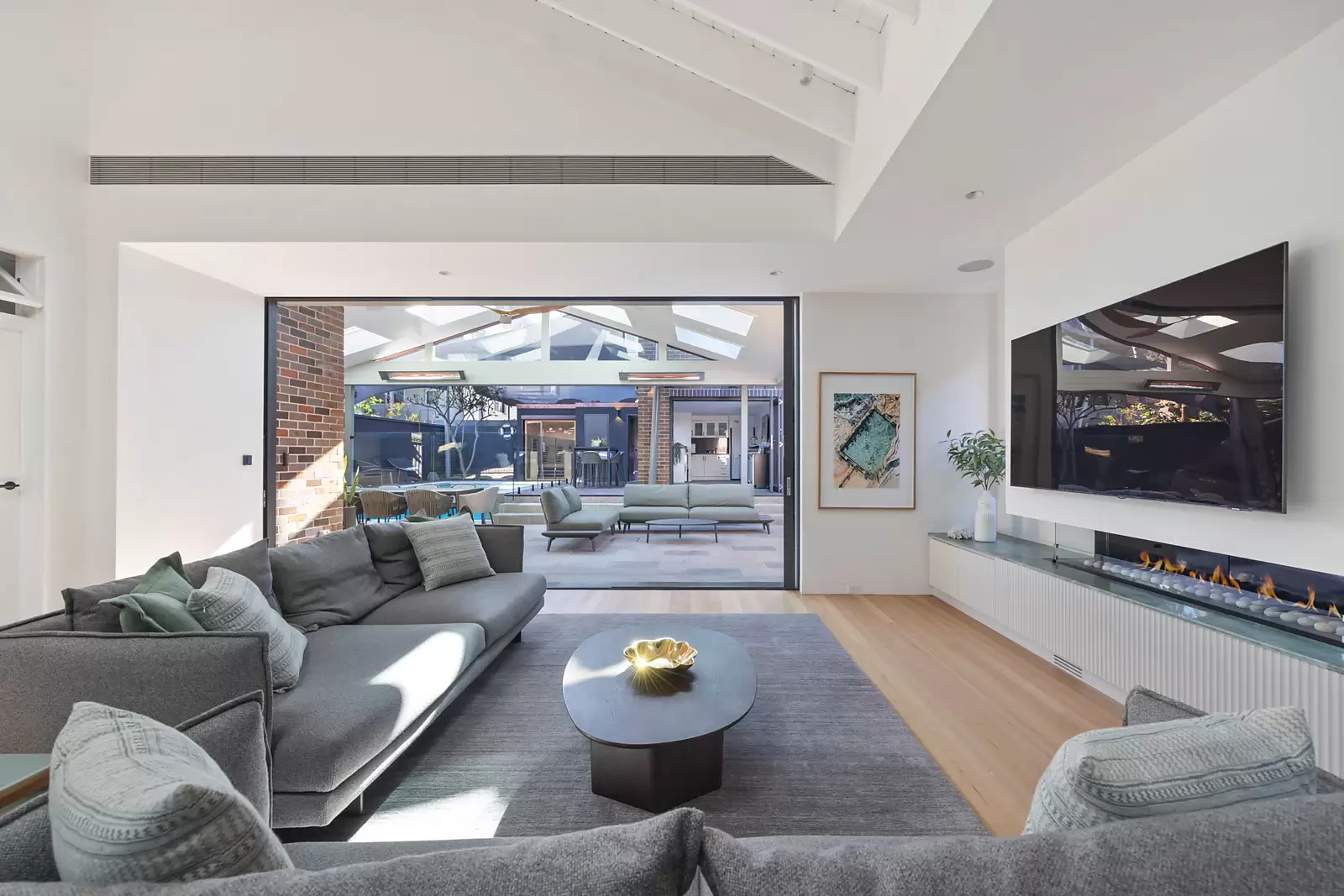48 Arcadia Street, Coogee Sold by Sydney Sotheby's International Realty - image 3
