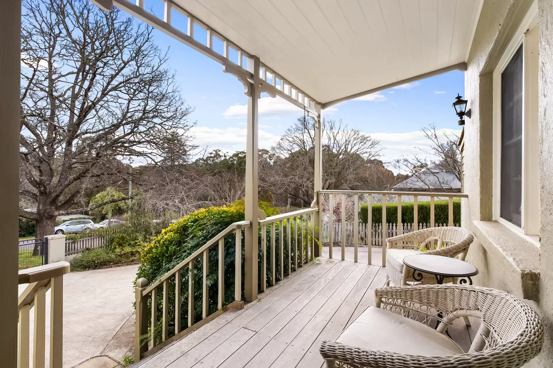 8 Wingecarribee Street, Berrima Sold by Sydney Sotheby's International Realty - image 3