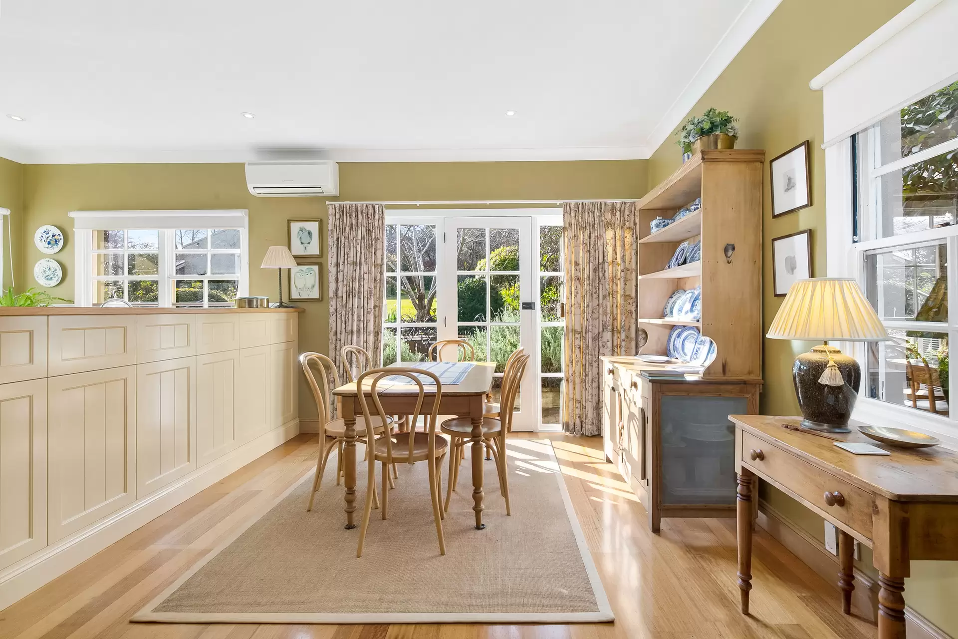 8 Wingecarribee Street, Berrima Sold by Sydney Sotheby's International Realty - image 9