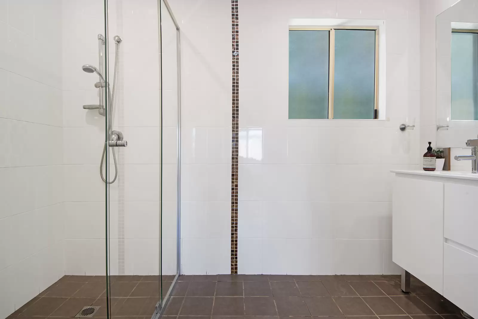 2/230 Kingsway, Caringbah South Sold by Sydney Sotheby's International Realty - image 7