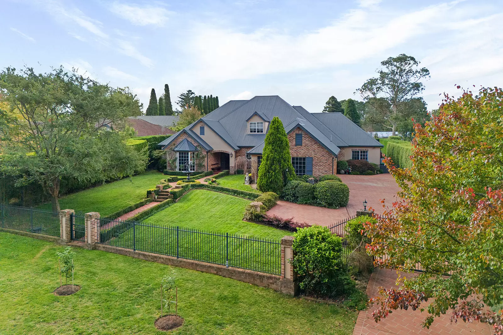 10b Osborne Road, Burradoo Sold by Sydney Sotheby's International Realty - image 1