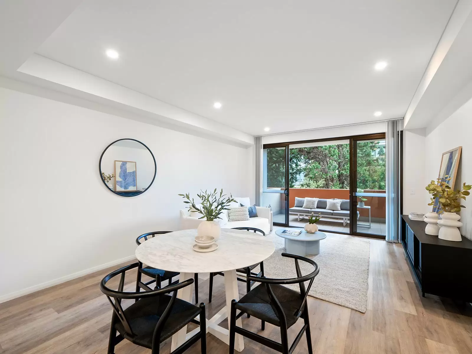 105/39-47 Mentmore Avenue, Rosebery Sold by Sydney Sotheby's International Realty - image 3