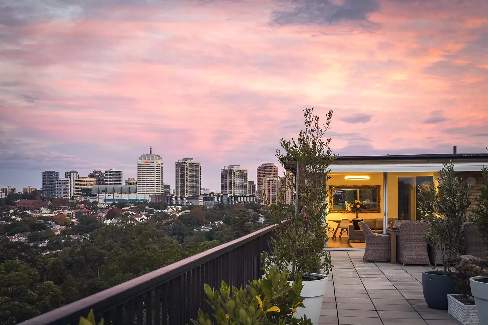 61/372 Edgecliff Road, Woollahra Leased by Sydney Sotheby's International Realty - image 9