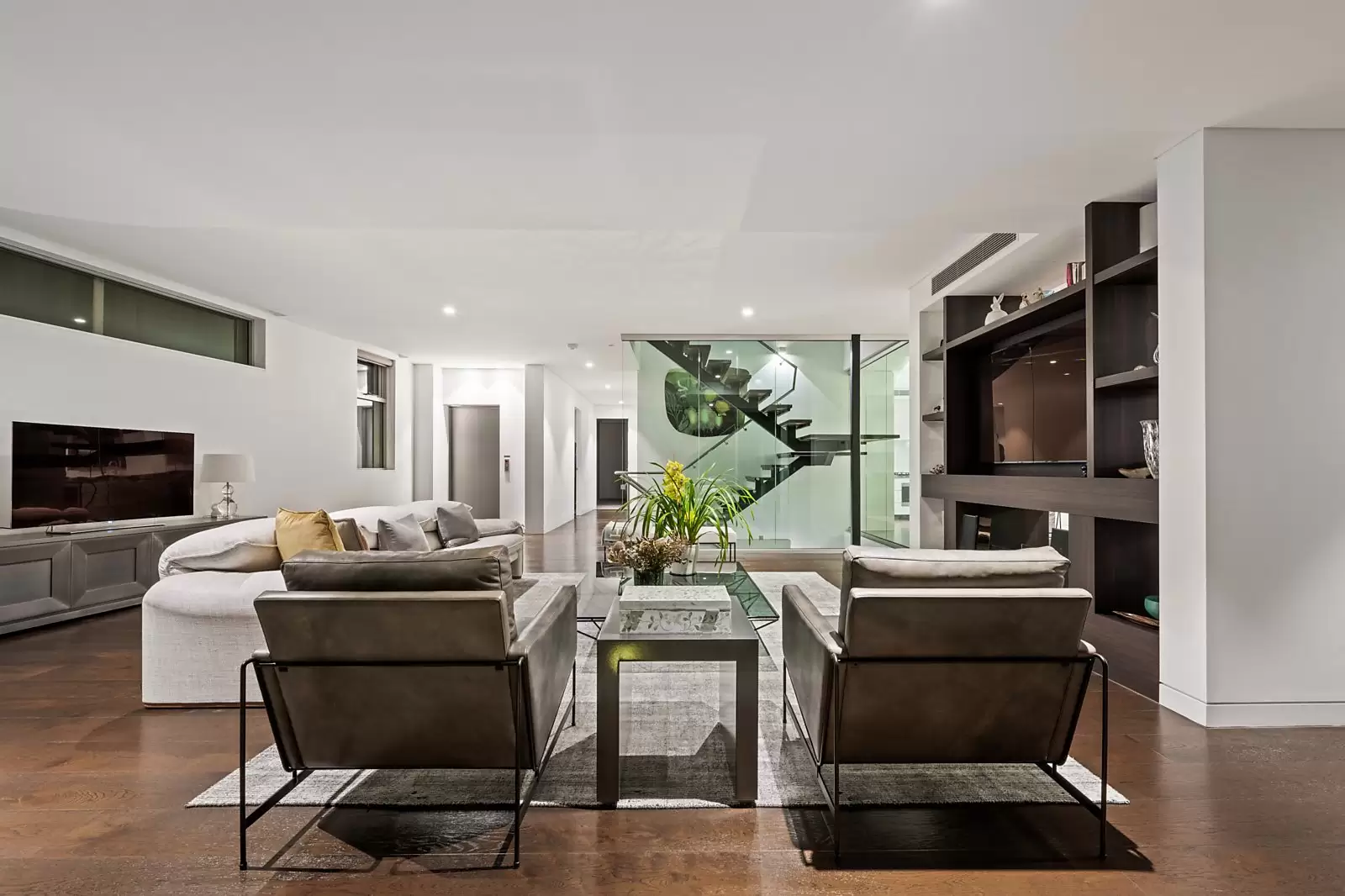 7/12A Darling Point Road, Darling Point Sold by Sydney Sotheby's International Realty - image 3