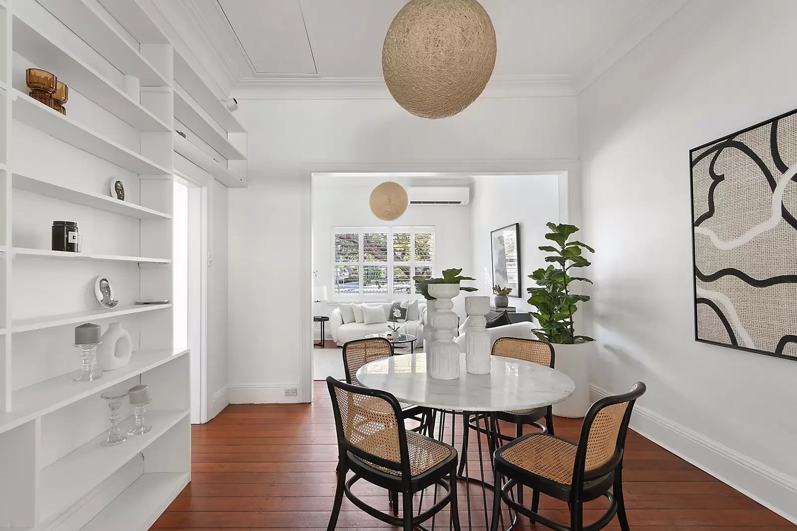 16 Trelawney Street, Woollahra Sold by Sydney Sotheby's International Realty - image 4