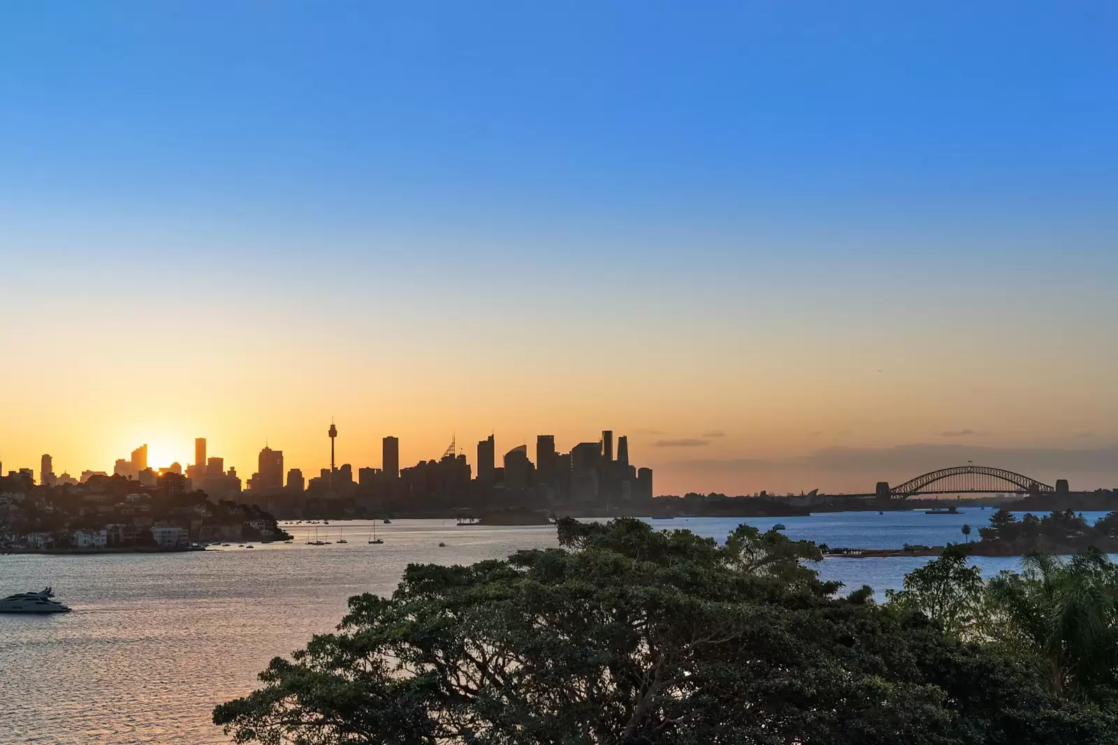 2 Queens Avenue, Vaucluse Sold by Sydney Sotheby's International Realty - image 1