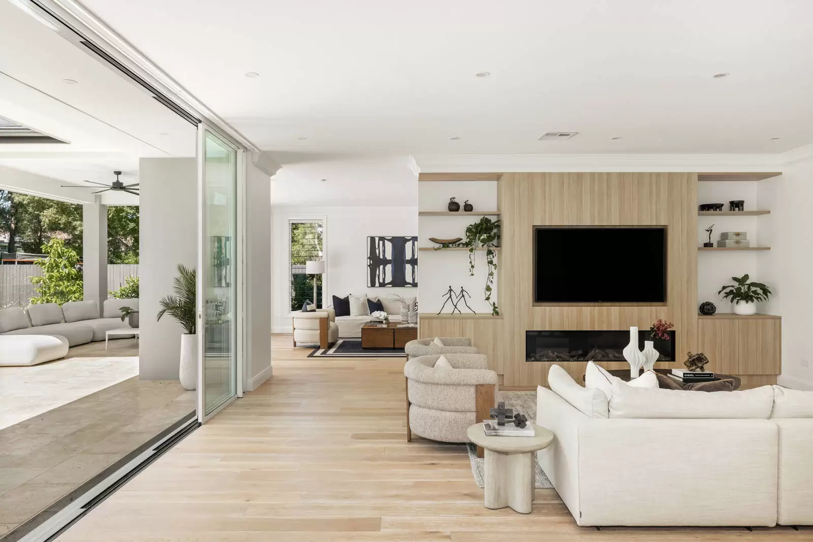 18 Lennox Street, Gordon Sold by Sydney Sotheby's International Realty - image 3
