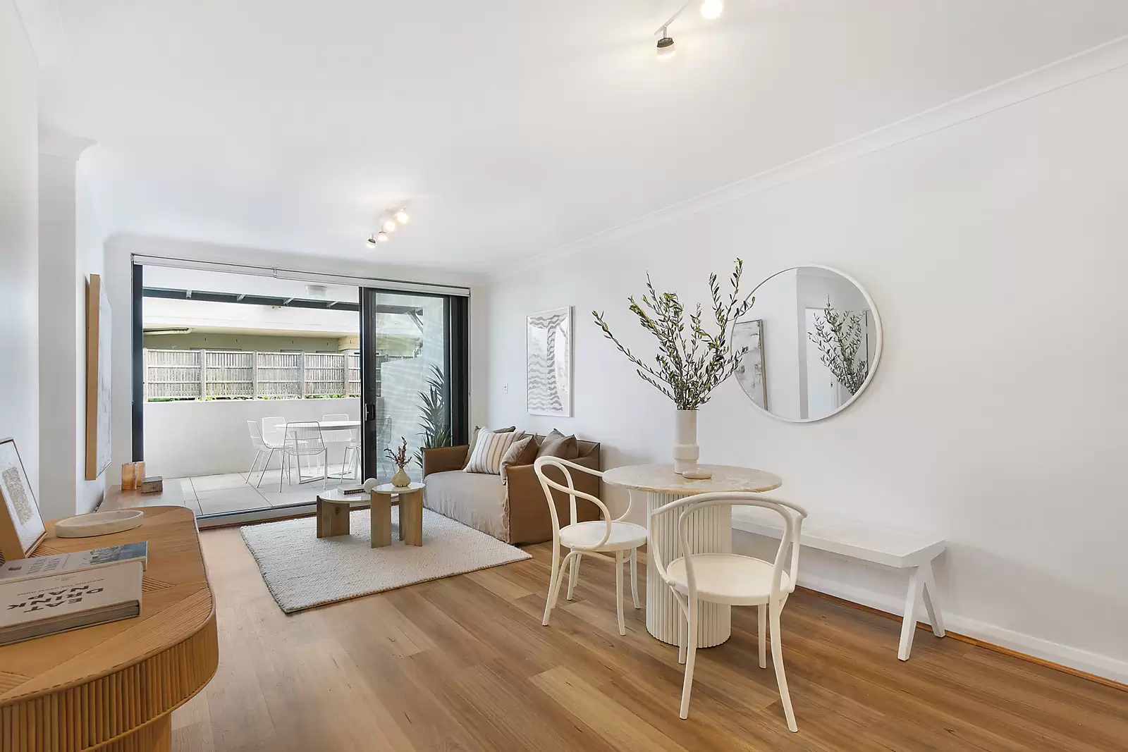 7/25-29 Bond Street, Maroubra Sold by Sydney Sotheby's International Realty - image 4