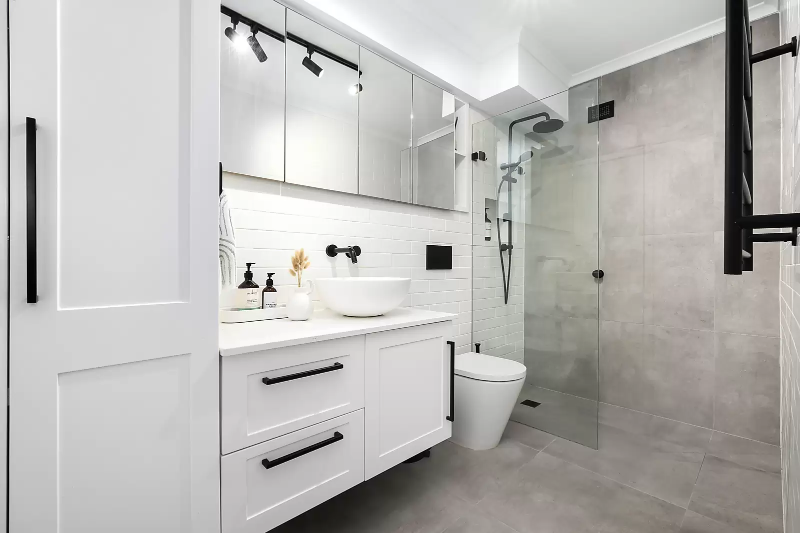 1A/12 Bligh Place, Randwick Sold by Sydney Sotheby's International Realty - image 5