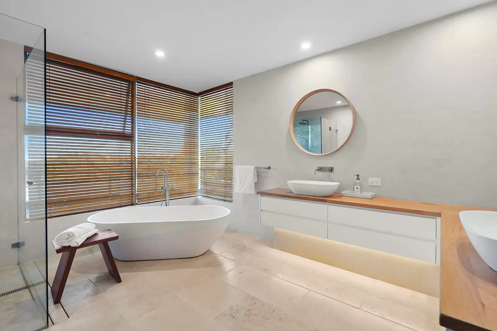 15C Gilwinga Drive, Bayview Sold by Sydney Sotheby's International Realty - image 12