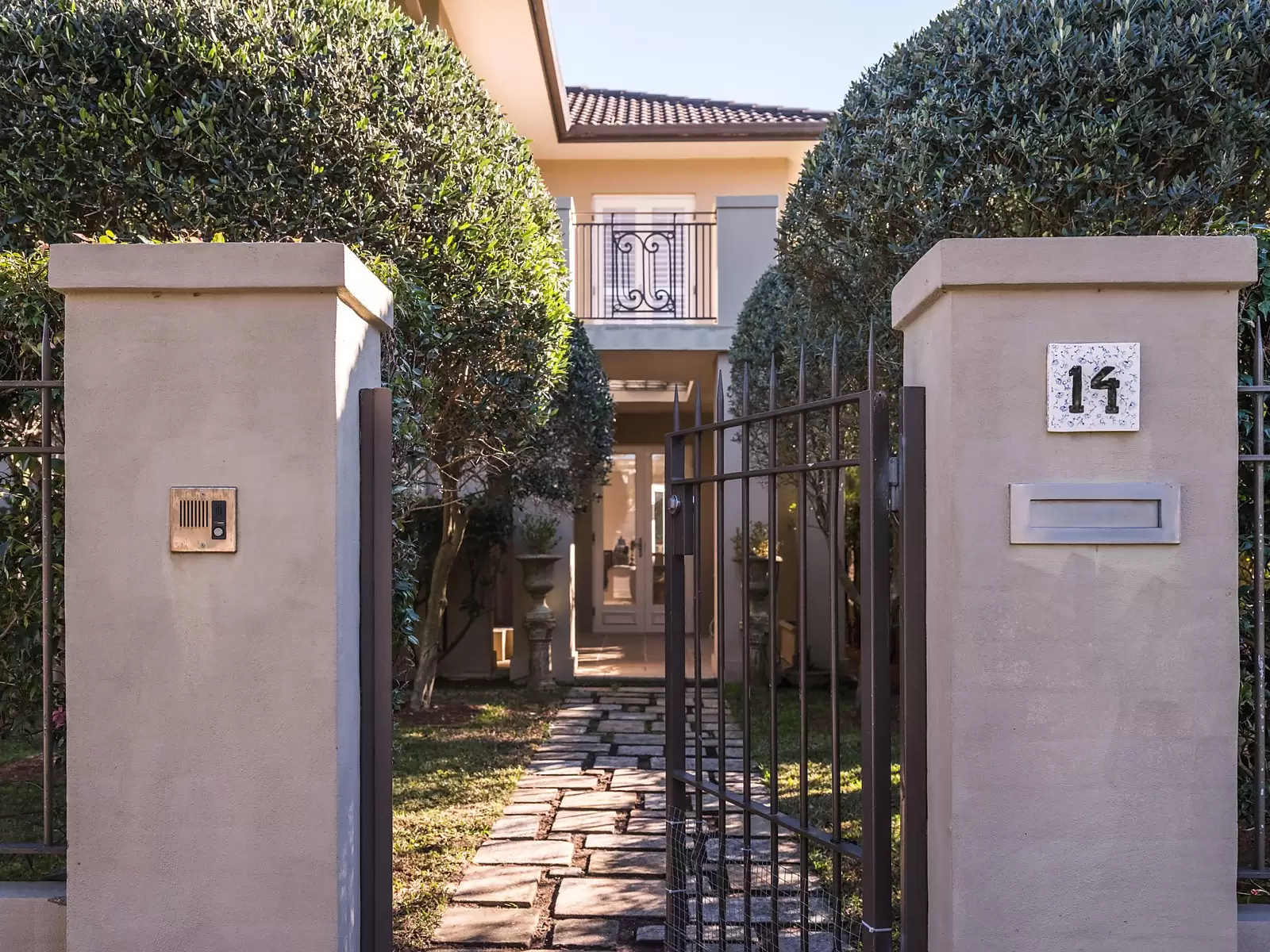 14 Arthur Street, Dover Heights Sold by Sydney Sotheby's International Realty - image 12