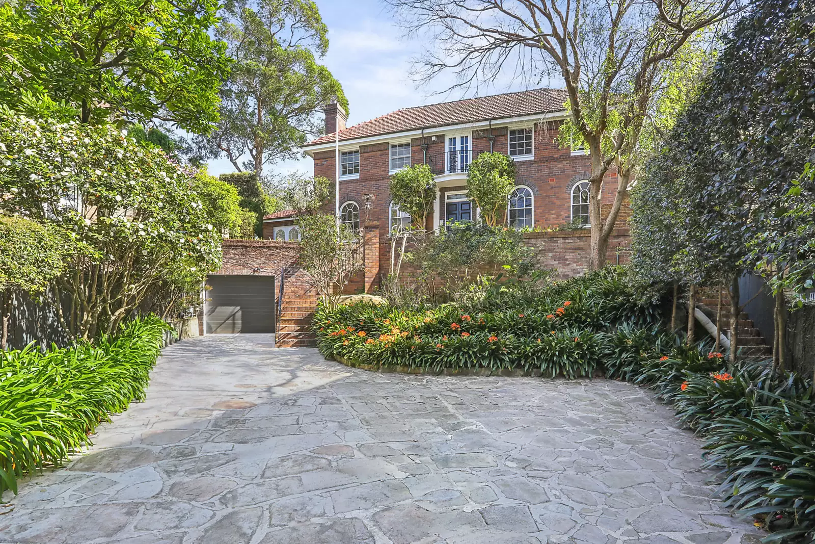 4 Glencoe Road, Woollahra Sold by Sydney Sotheby's International Realty - image 1