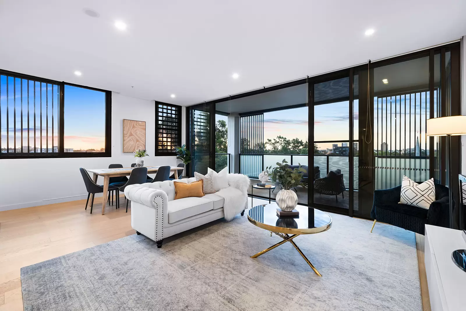 702/276 Bulwara Road, Ultimo Sold by Sydney Sotheby's International Realty - image 2