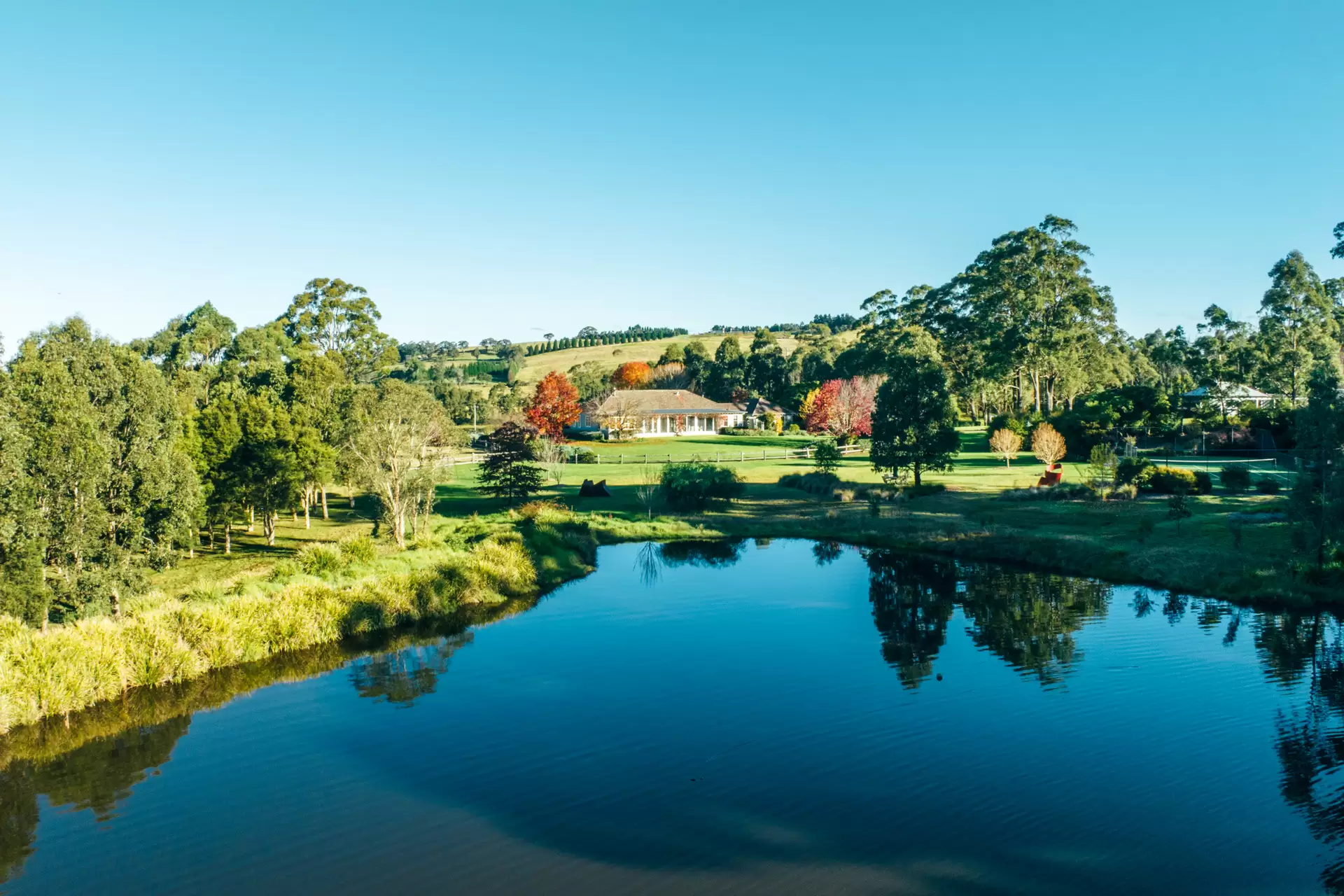 75 Spring Hill Road, Woodlands Sold by Sydney Sotheby's International Realty - image 2