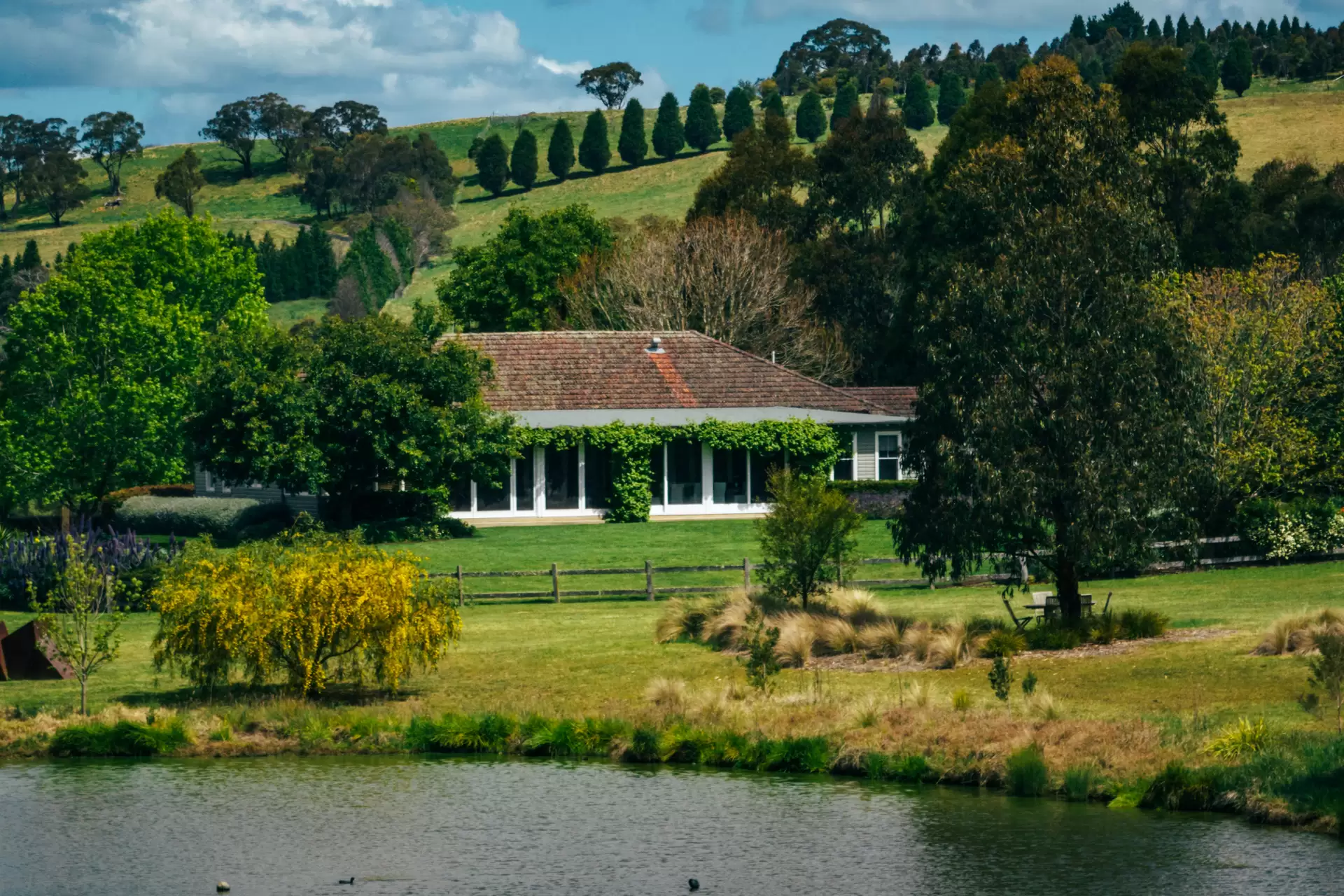 75 Spring Hill Road, Woodlands Sold by Sydney Sotheby's International Realty - image 1