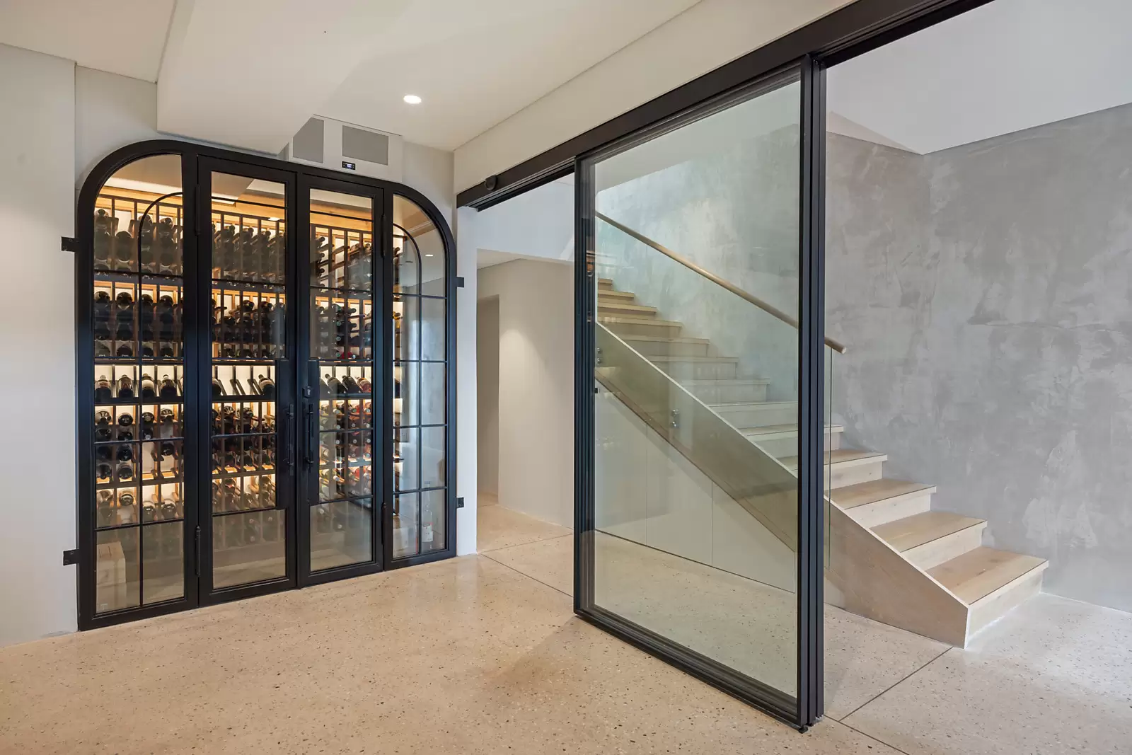 4 Ahearn Avenue, South Coogee Sold by Sydney Sotheby's International Realty - image 10