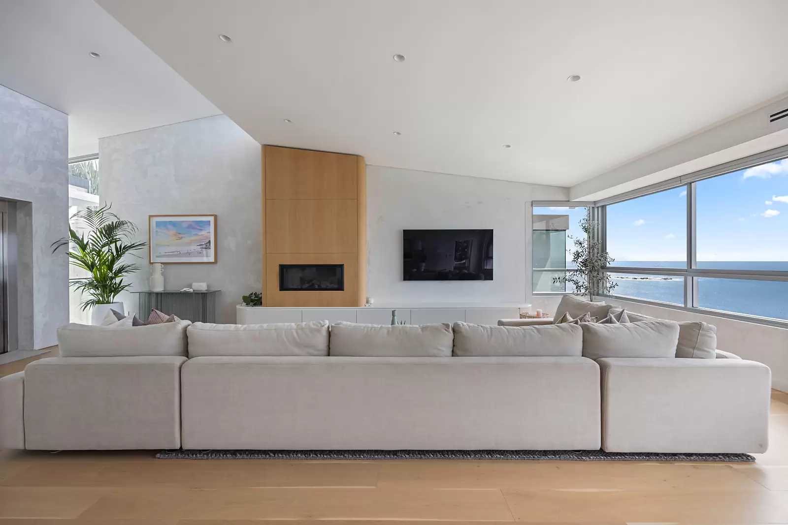 4 Ahearn Avenue, South Coogee Sold by Sydney Sotheby's International Realty - image 7