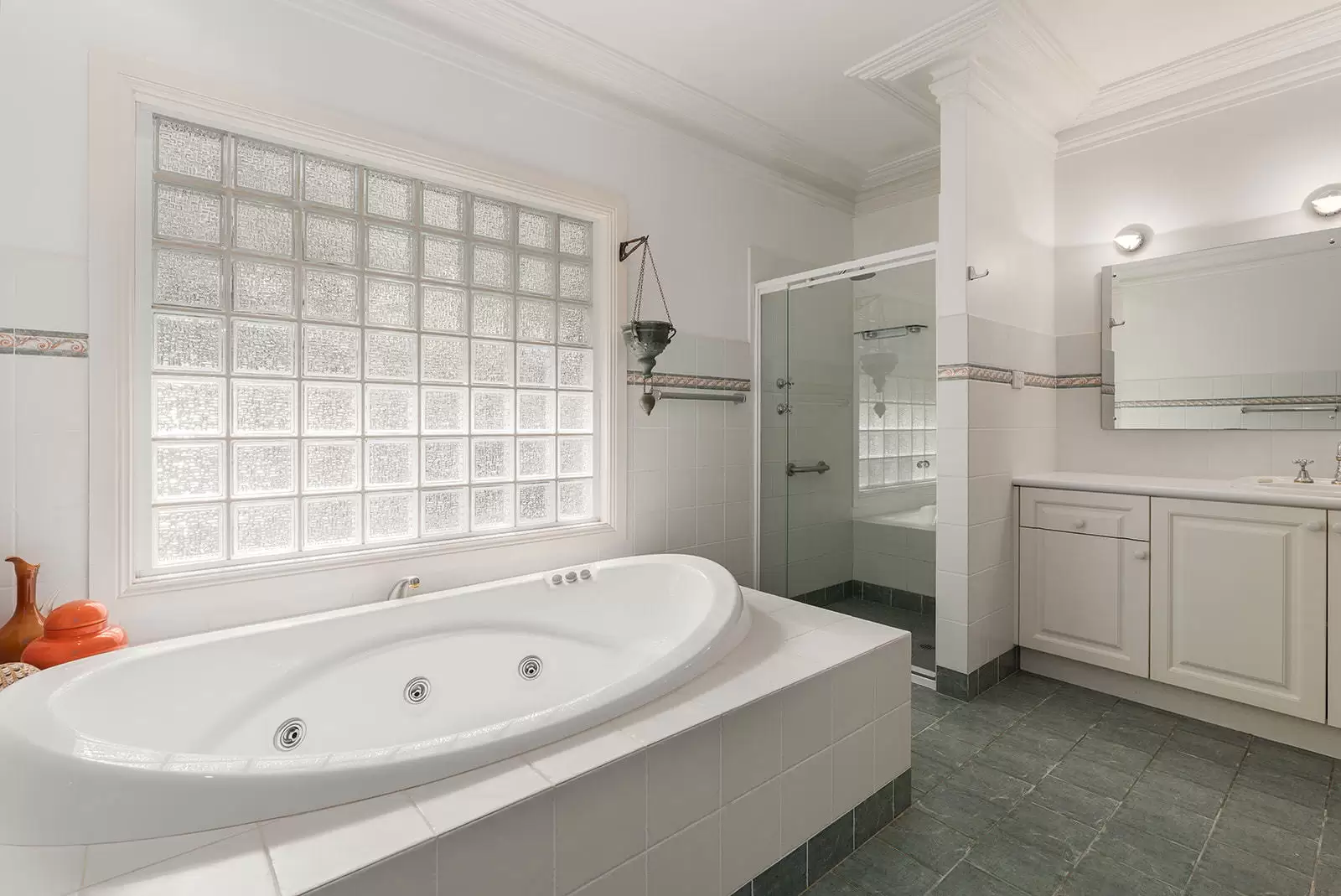 5 Carisbrooke Row, Bowral Sold by Sydney Sotheby's International Realty - image 12