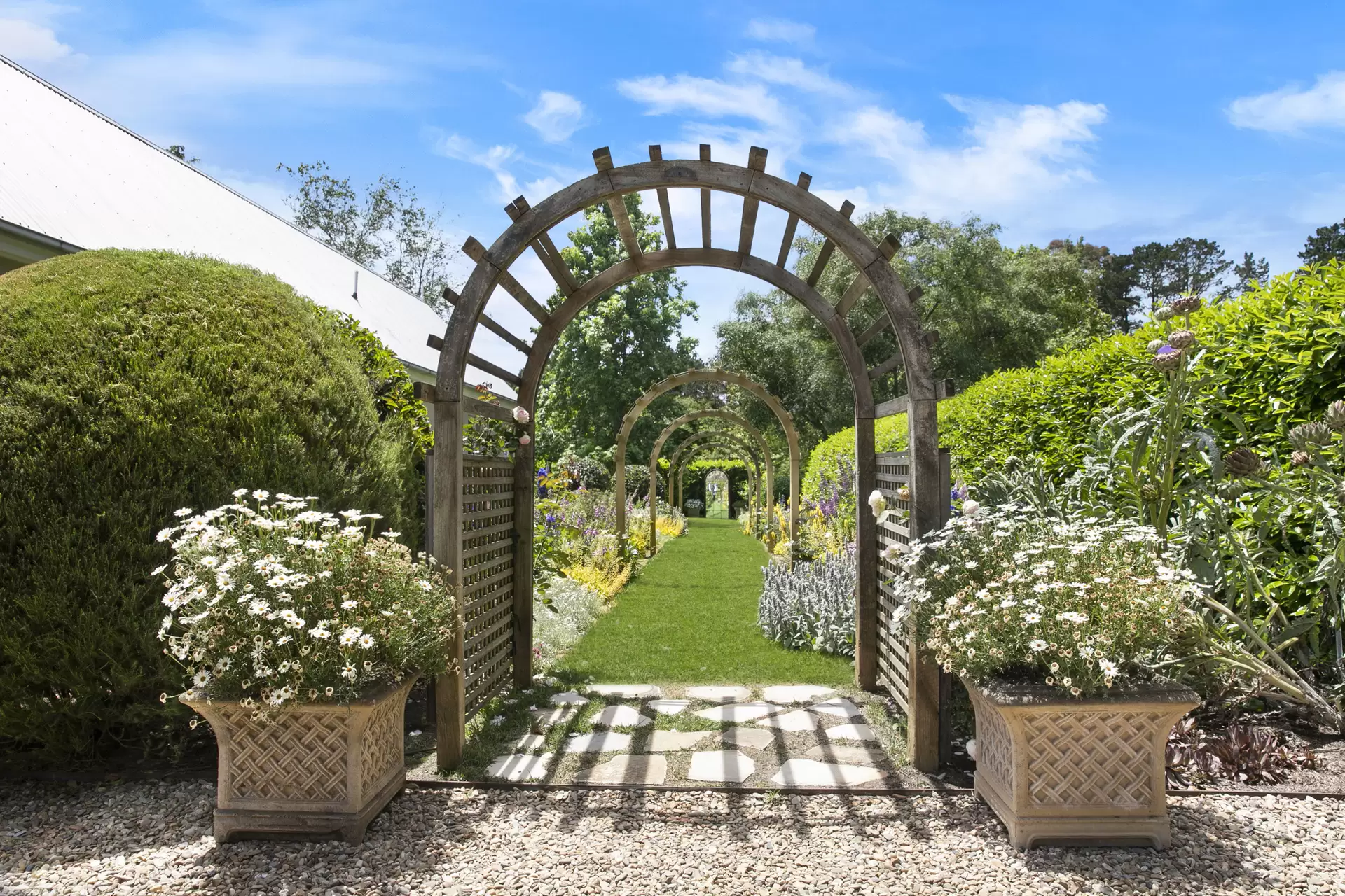 166 Sproules Lane, Glenquarry Sold by Sydney Sotheby's International Realty - image 19