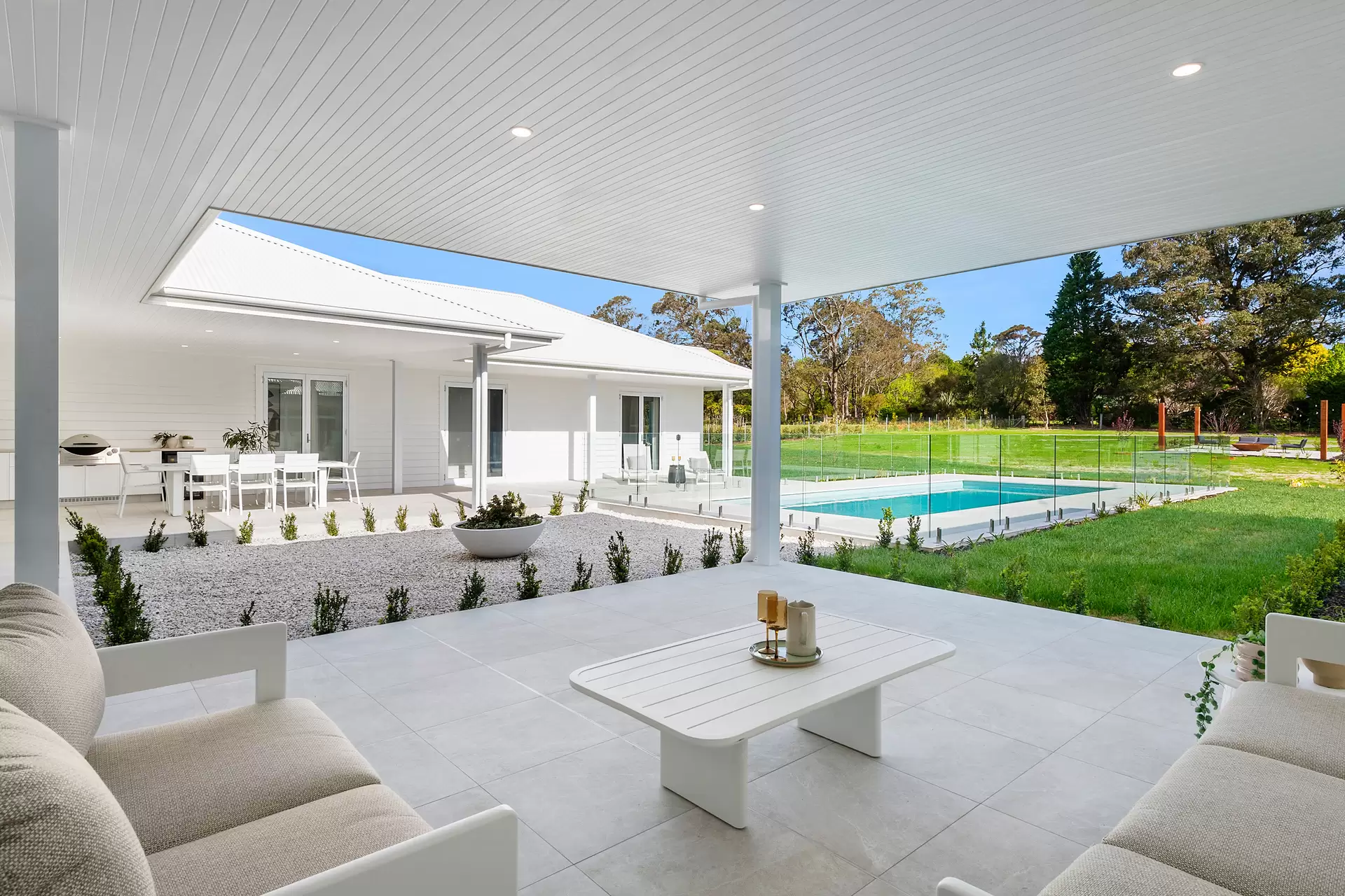 19 Heritage Drive, Bundanoon Sold by Sydney Sotheby's International Realty - image 2