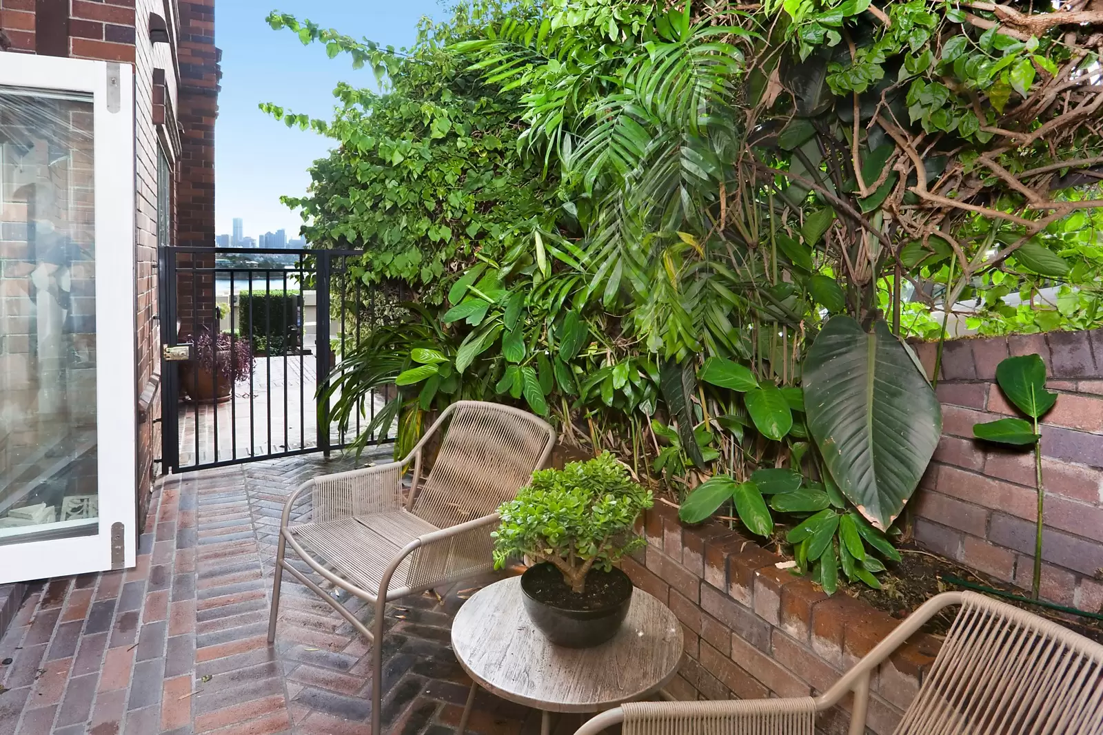 2/59 Wolseley Road, Point Piper Leased by Sydney Sotheby's International Realty - image 5