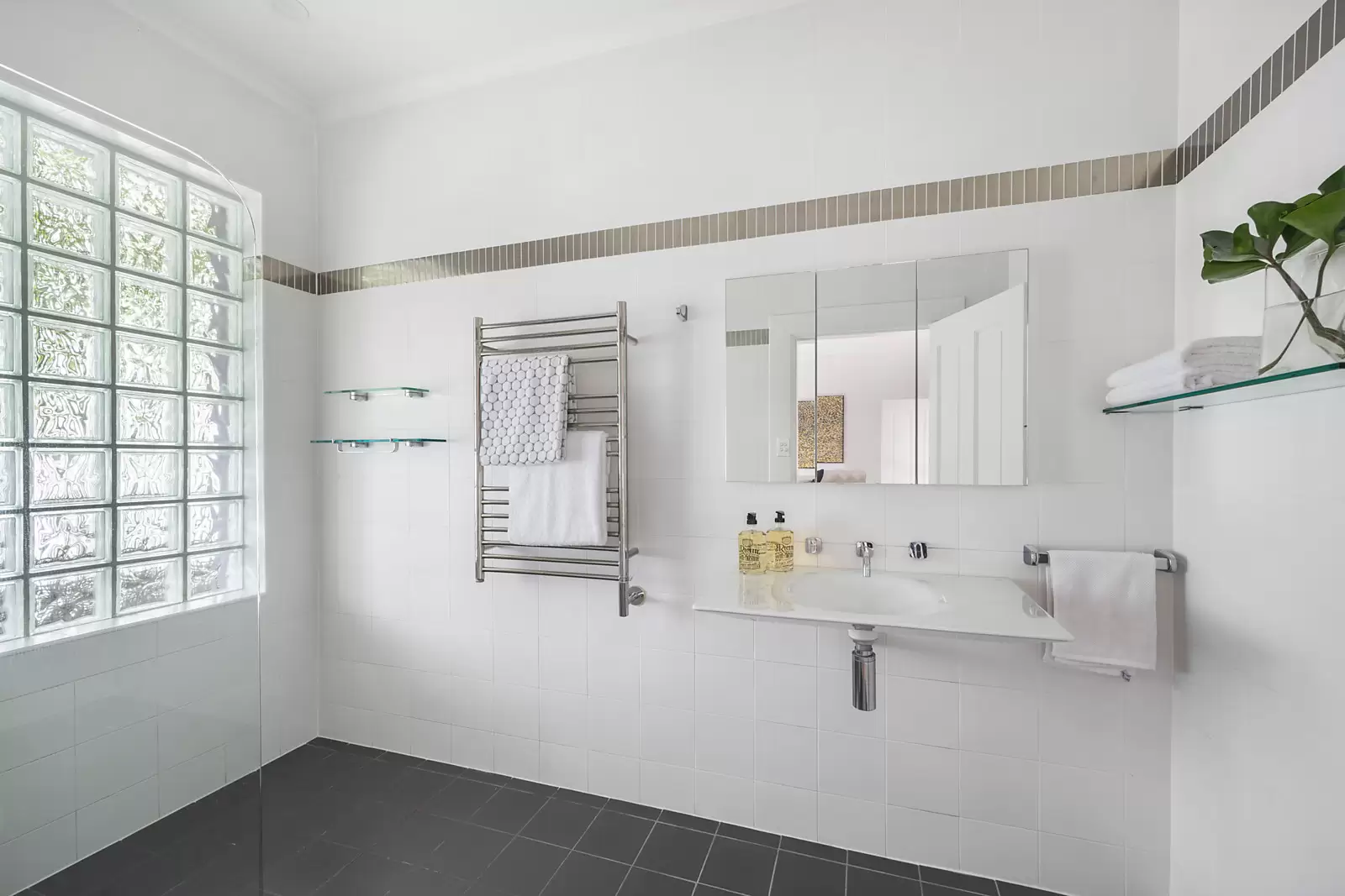16 Randwick Street, Randwick Sold by Sydney Sotheby's International Realty - image 16