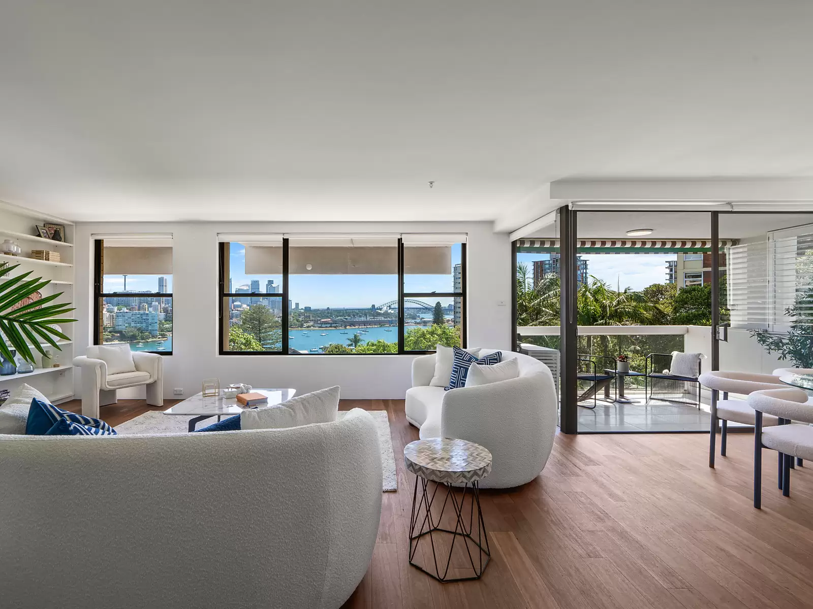 8/60 Darling Point Road, Darling Point Sold by Sydney Sotheby's International Realty - image 2