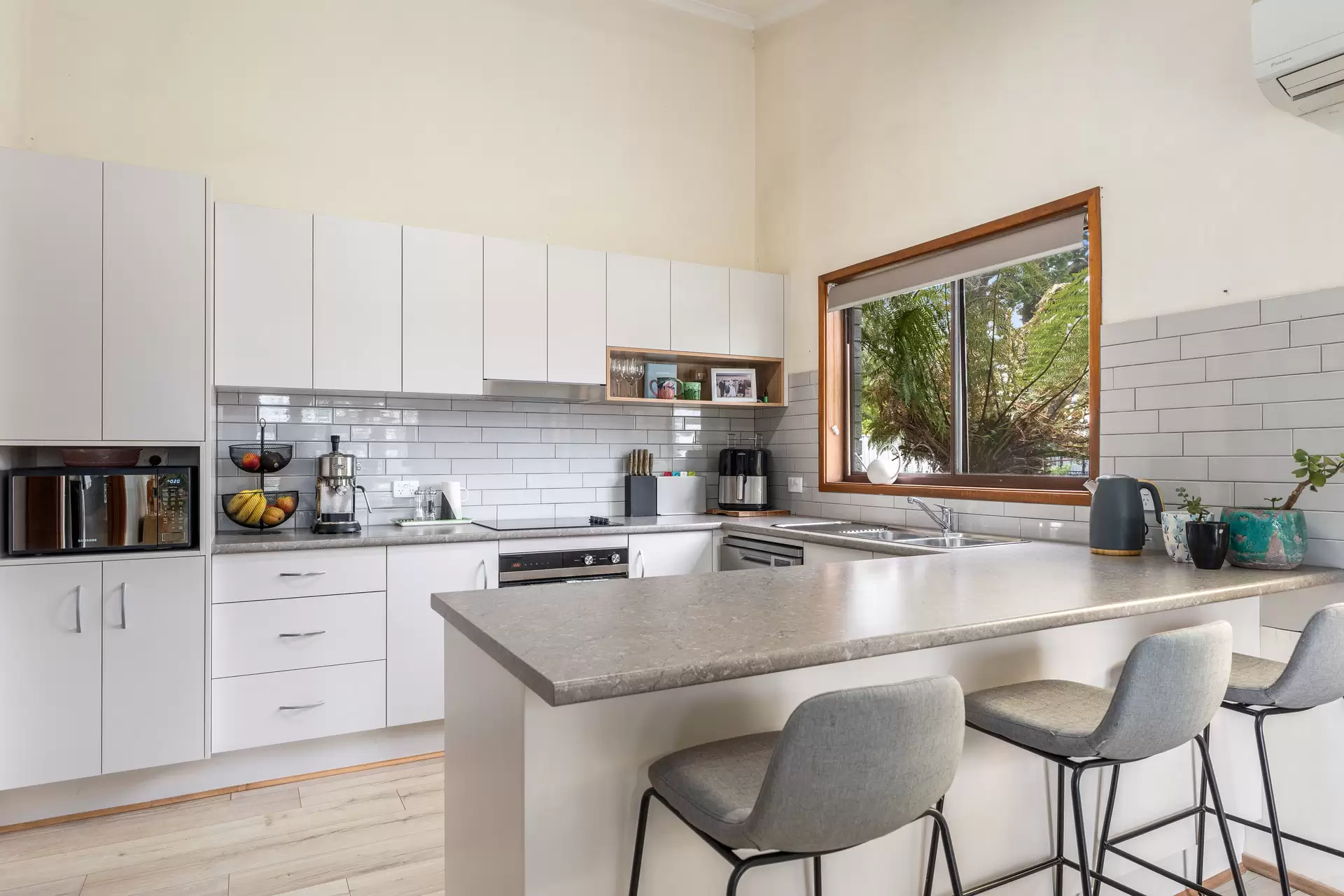 9 Main Street, Robertson Sold by Sydney Sotheby's International Realty - image 6