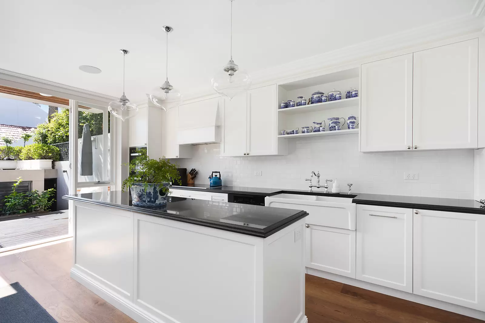 146 Jersey Road, Paddington Sold by Sydney Sotheby's International Realty - image 5