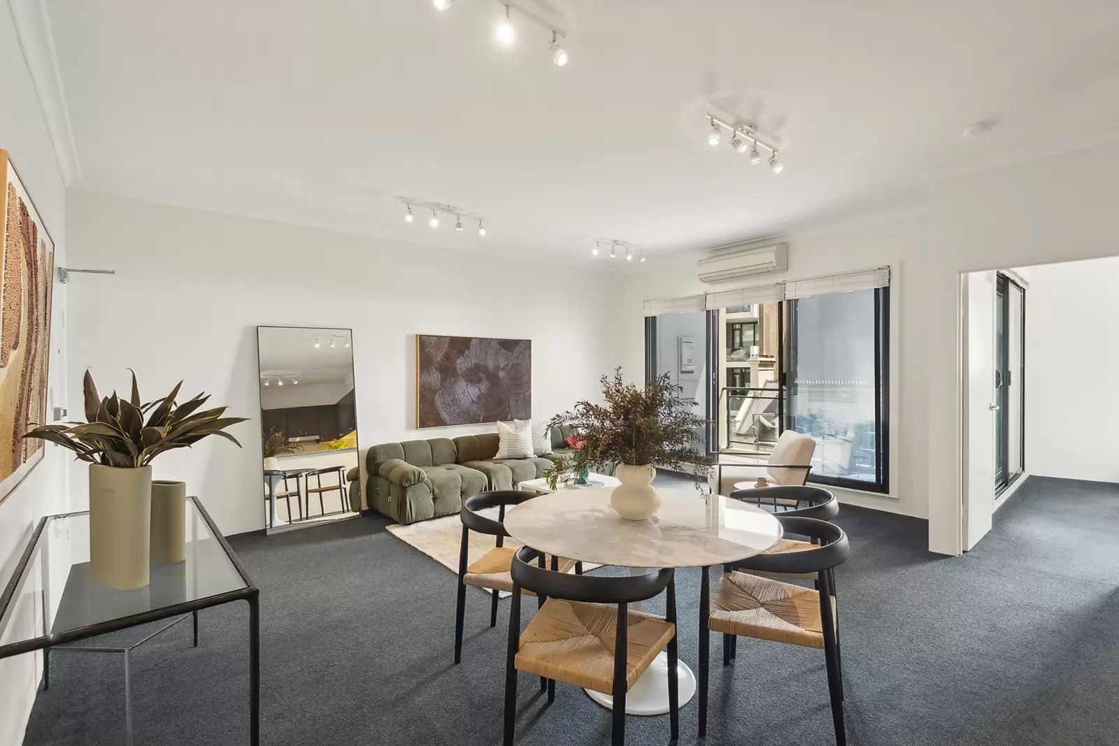 13/424-430 Elizabeth Street, Surry Hills Sold by Sydney Sotheby's International Realty - image 2