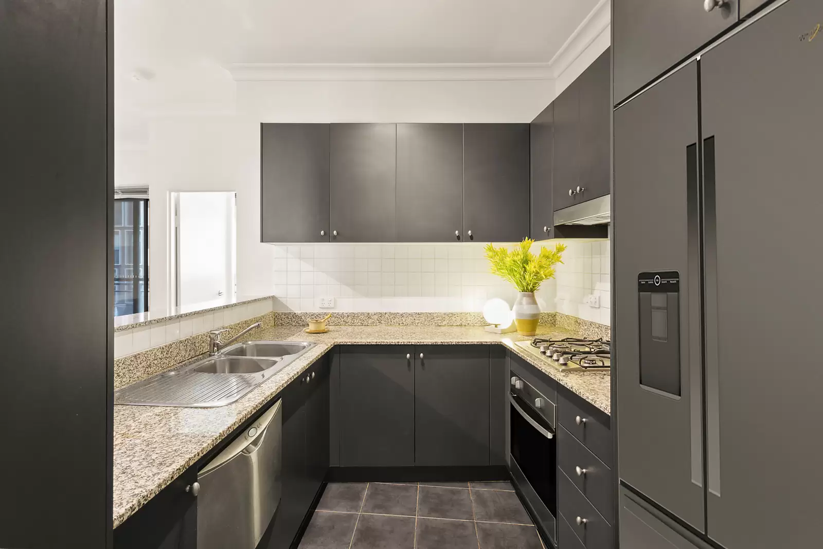 13/424-430 Elizabeth Street, Surry Hills Sold by Sydney Sotheby's International Realty - image 4
