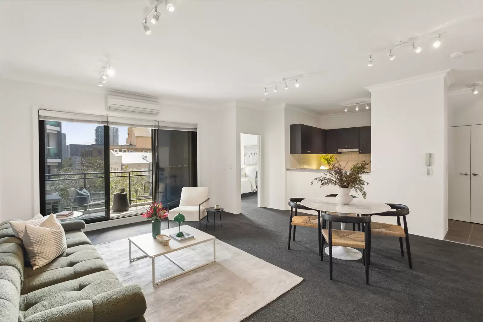 13/424-430 Elizabeth Street, Surry Hills Sold by Sydney Sotheby's International Realty - image 3