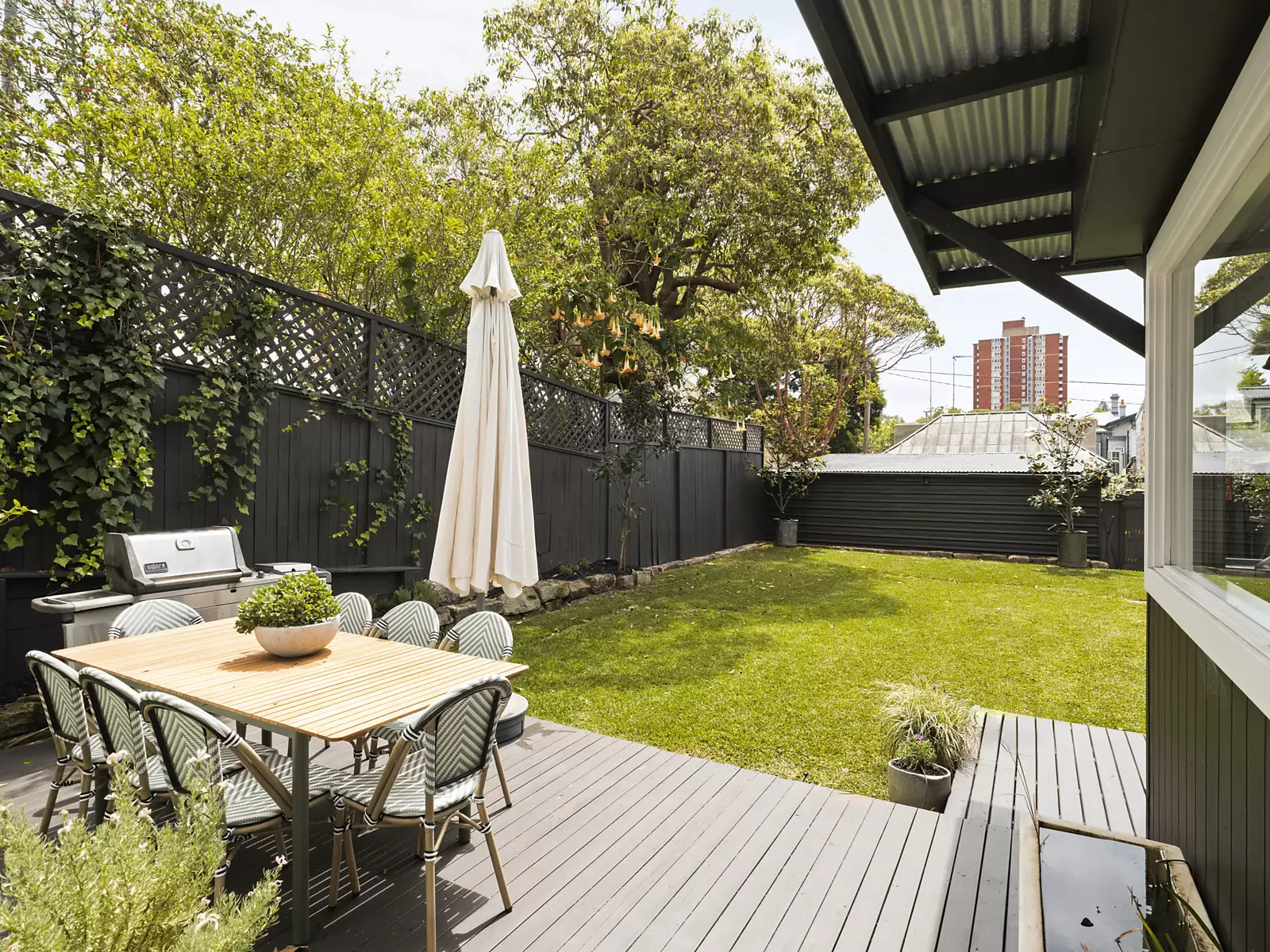 184 Queen Street, Woollahra Sold by Sydney Sotheby's International Realty - image 2