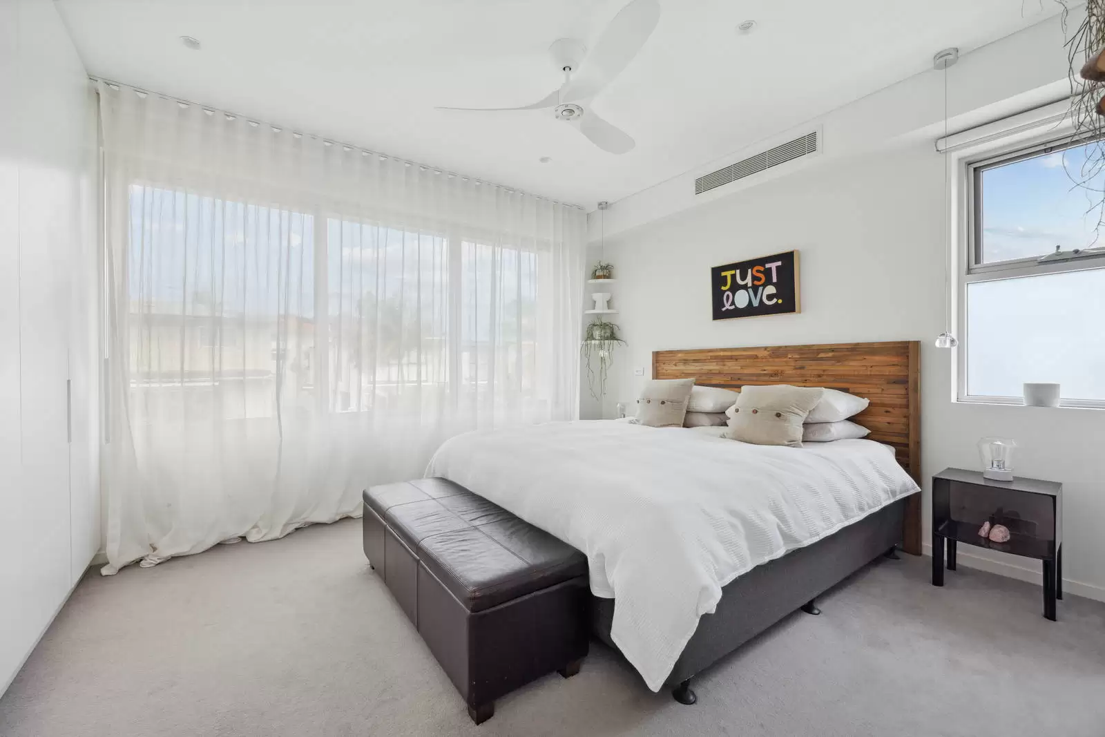 11A Nancy Street, North Bondi Leased by Sydney Sotheby's International Realty - image 4