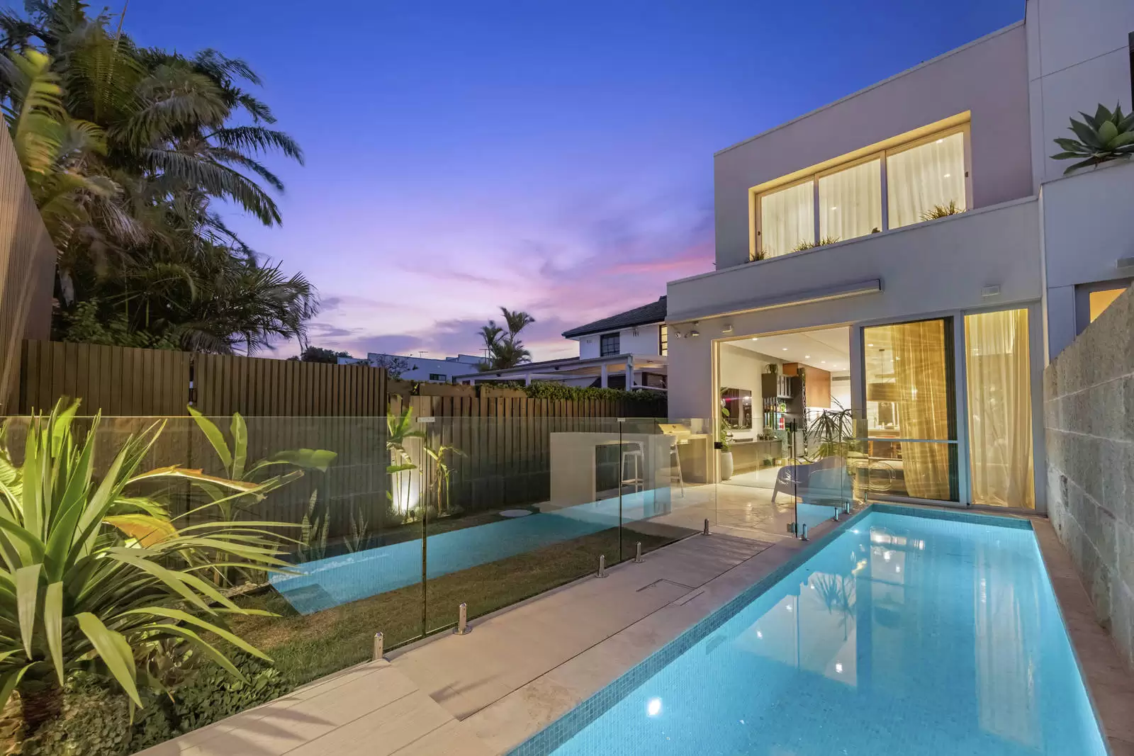 11A Nancy Street, North Bondi Leased by Sydney Sotheby's International Realty - image 1