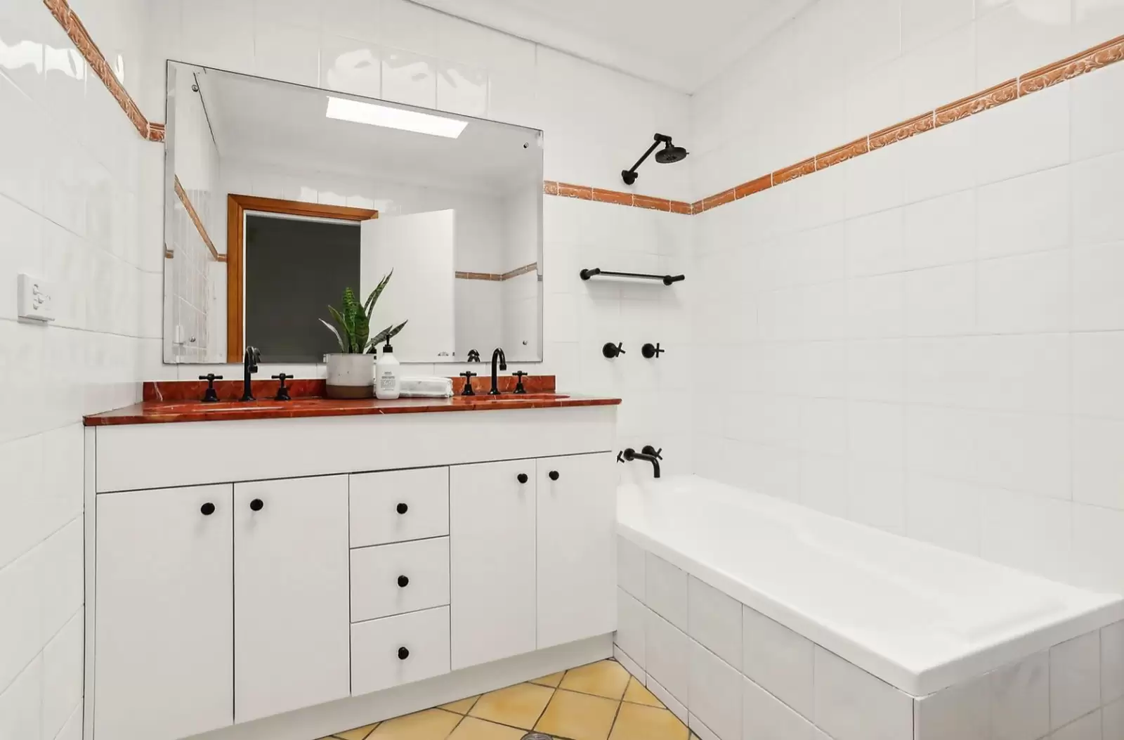 186 Oberon Street, Coogee Sold by Sydney Sotheby's International Realty - image 13