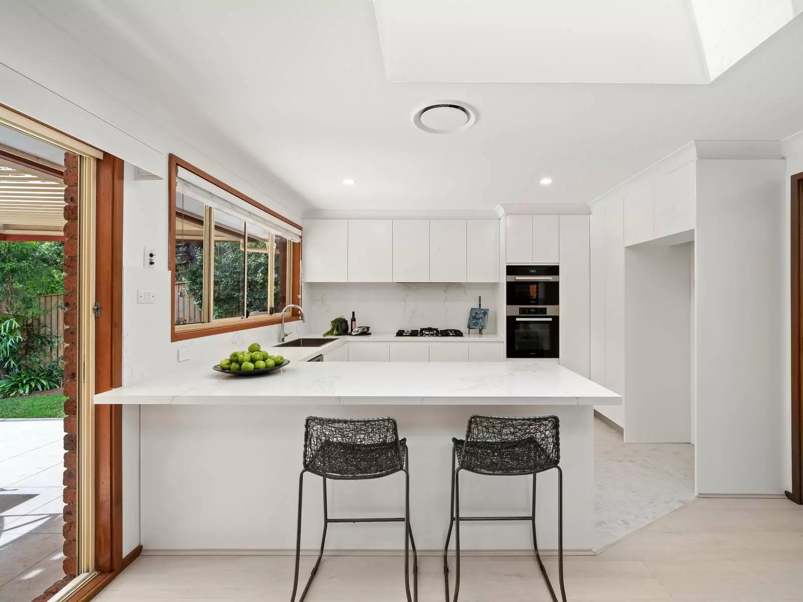 44 Unwin Road, Wahroonga Sold by Sydney Sotheby's International Realty - image 5